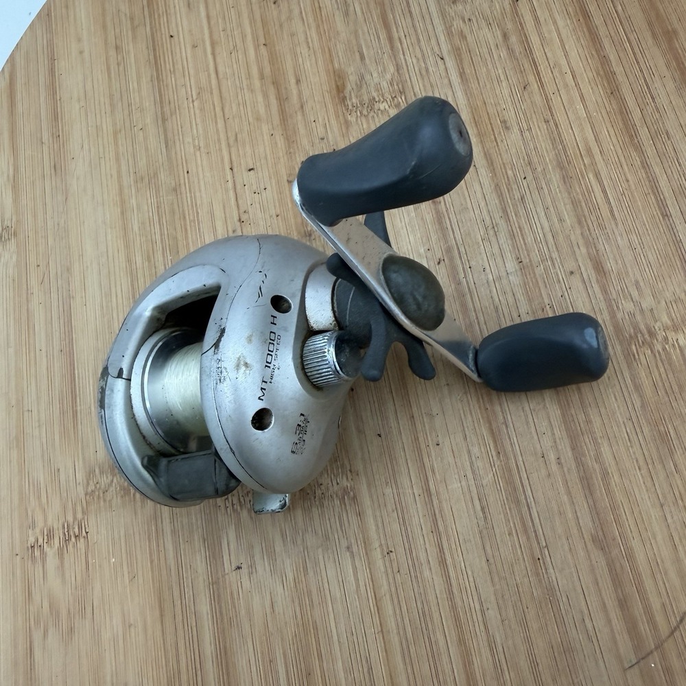 Bass Pro Shops MT 1000 H BAITCASTER Fishing Reel 6.3:1 Right Hand